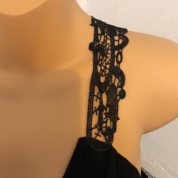Sexy black tank top with lace open back size small - Picture 3 of 9